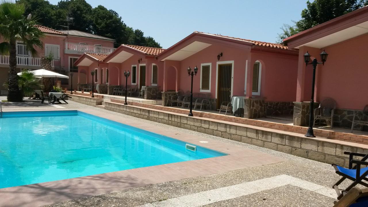 Hotel La Pineta Joppolo Dış mekan fotoğraf